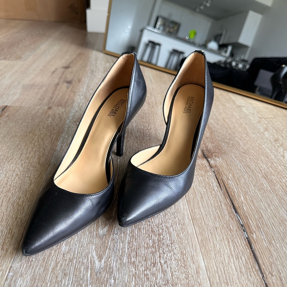 Michael Kors Women Pump Heels Size 7.5